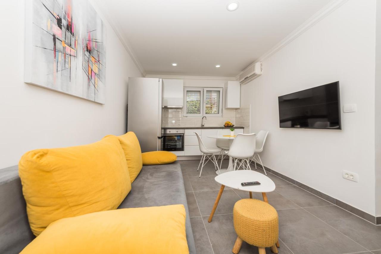 Apartments Petrusic Makarska Exterior photo